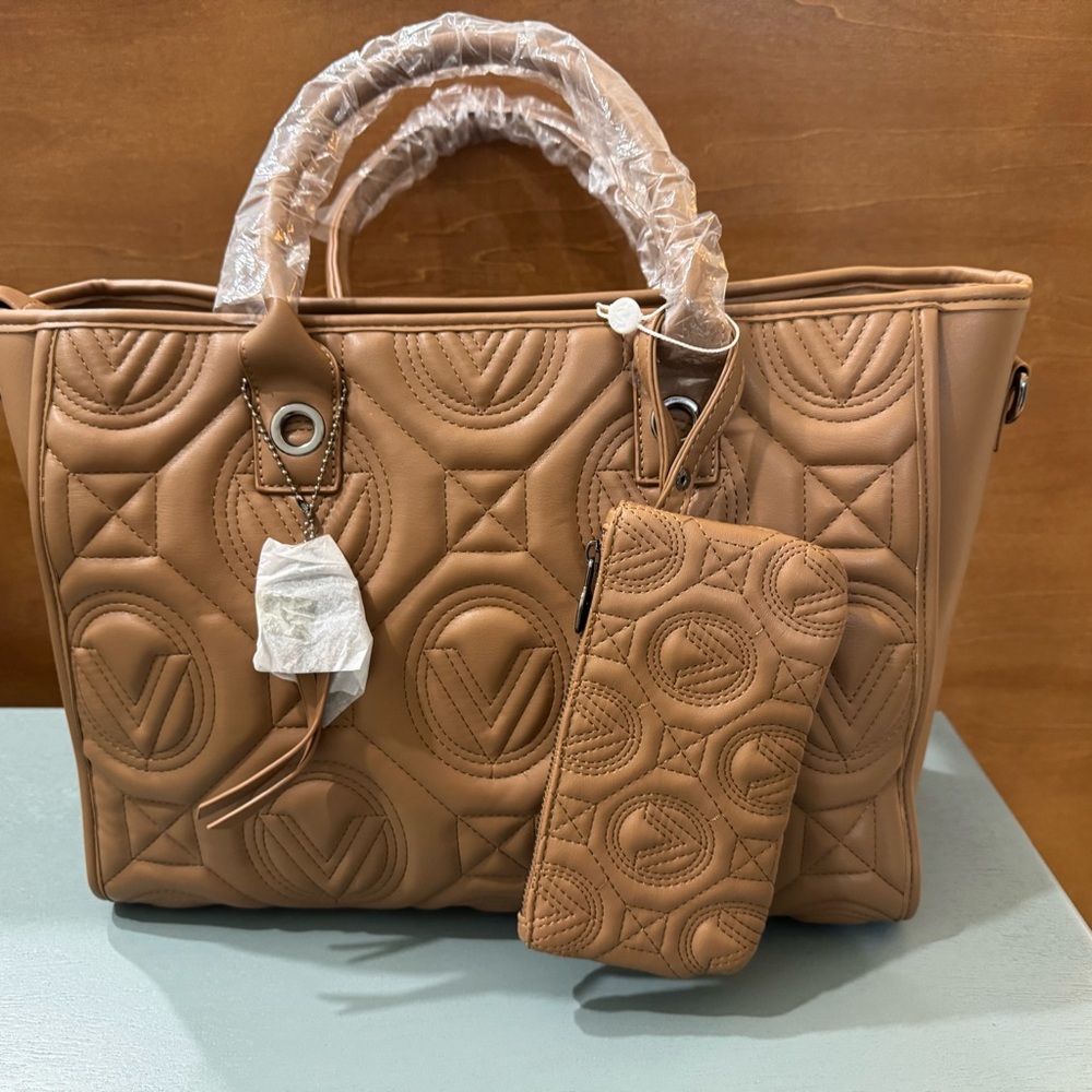 Valentino Orlando Elegant Tan Quilted Handbag Set